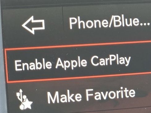 Used 2022 Dodge Challenger R/T w/ Plus Package image 11