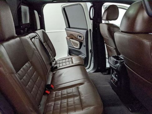 Used 2021 Nissan Titan Platinum Reserve w/ Moonroof Package AWD/4WD image 20