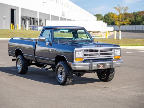 Used 1989 Dodge D/W Truck 350 image 5