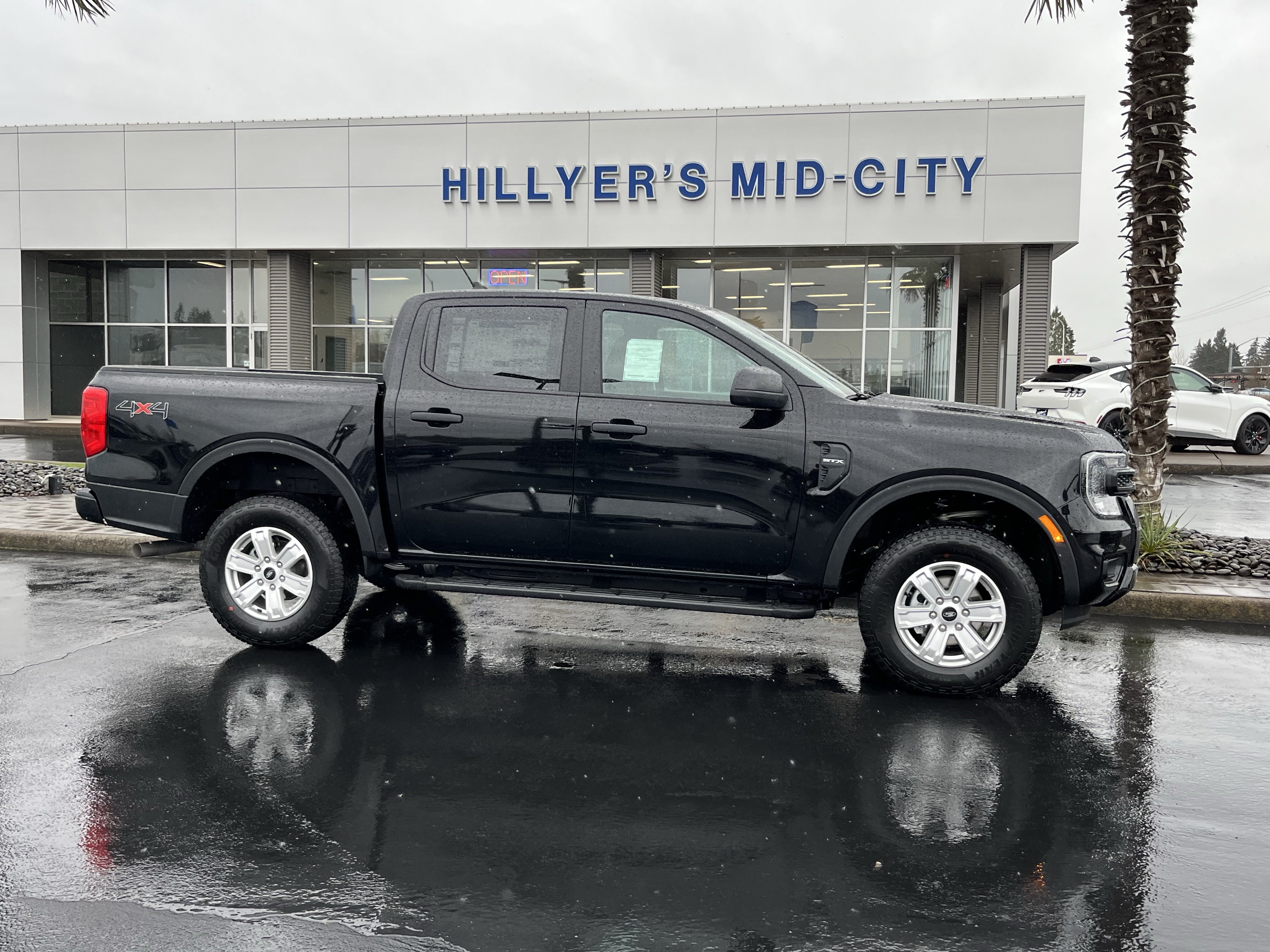 New 2025 Ford Ranger XL w/ Trailer Tow Package AWD/4WD image 2