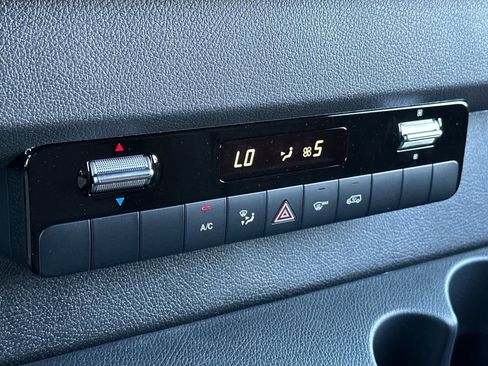 New 2026 Mercedes-Benz Sprinter 2500 image 18