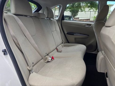 Used 2011 Subaru Impreza 2.5i AWD/4WD image 17