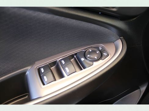 Used 2022 Chevrolet Malibu RS image 34