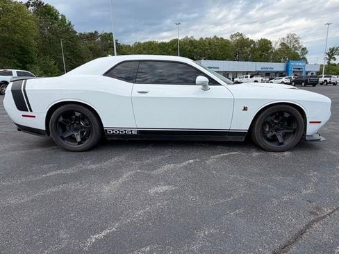 Used 2020 Dodge Challenger R/T Scat Pack w/ Plus Package image 2