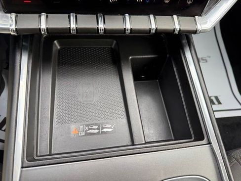 Certified 2025 GMC Acadia Elevation image 30