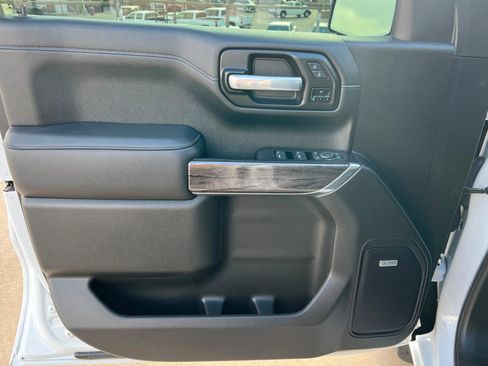 Used 2021 Chevrolet Silverado 1500 LTZ w/ Technology Package image 14