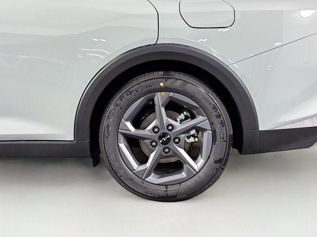 New 2026 Kia K4 FWD image 11