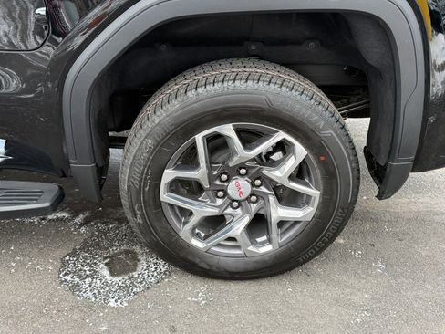 New 2026 GMC Sierra 1500 SLT w/ SLT Premium Package image 10