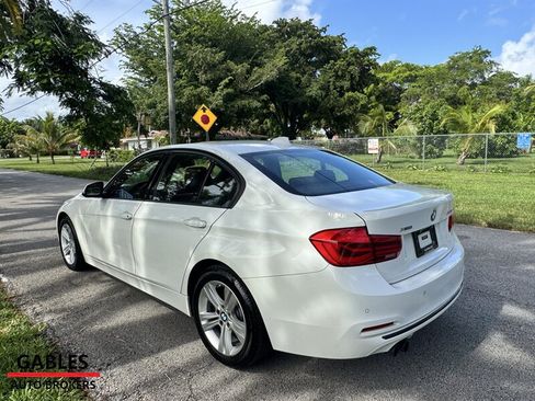 Used 2016 BMW 328i xDrive Sedan AWD/4WD image 9