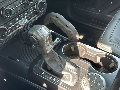 New 2026 Ford Bronco Badlands image 23