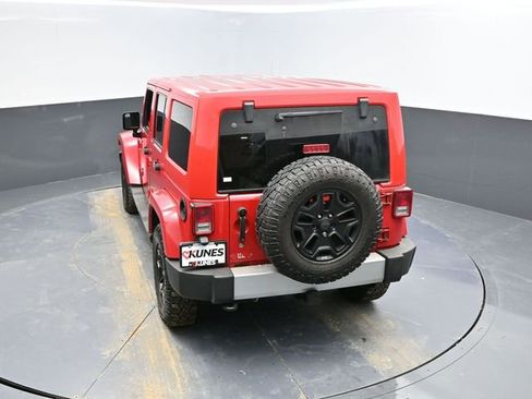 Used 2011 Jeep Wrangler Unlimited Sahara w/ Dual Top Group image 34