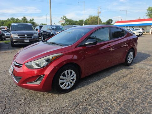 Used 2016 Hyundai Elantra SE FWD image 2