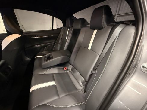 Used 2025 Toyota Camry SE w/ Convenience Package FWD image 24