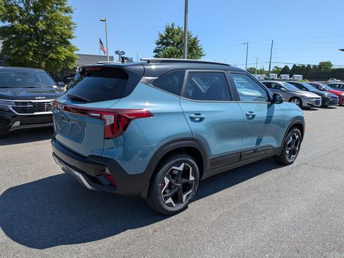 New 2026 Kia Seltos S FWD image 3