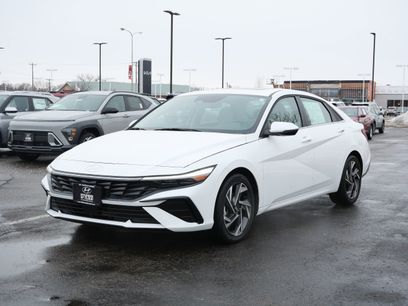 Certified 2025 Hyundai Elantra Limited w/ Cargo Package