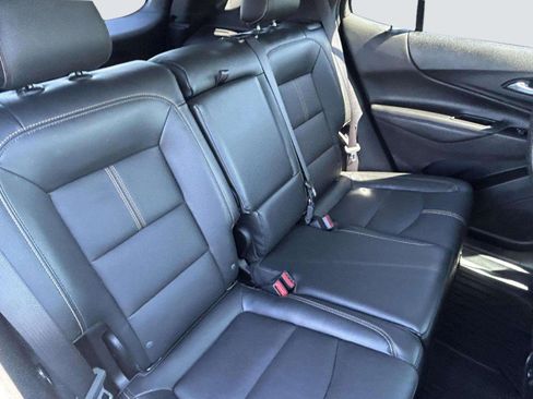 Used 2023 Chevrolet Equinox Premier AWD/4WD image 22