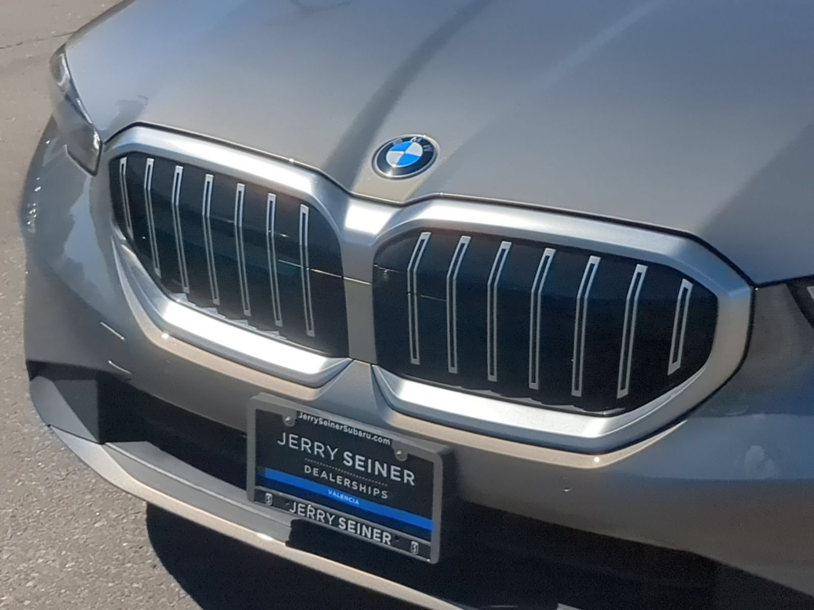 Used 2024 BMW 530i RWD image 9