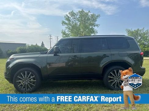 Used 2026 Lexus GX 550 w/ Cold Area Package AWD/4WD image 4