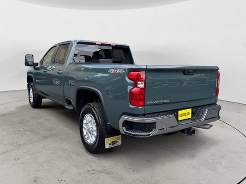 Used 2026 Chevrolet Silverado 3500 LT AWD/4WD image 7
