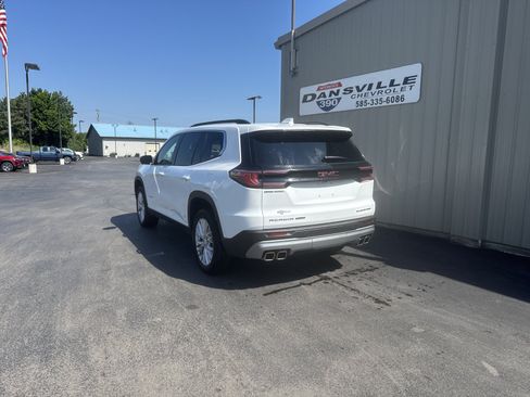 Used 2025 GMC Acadia Elevation w/ Elevation Premium Package AWD/4WD image 6