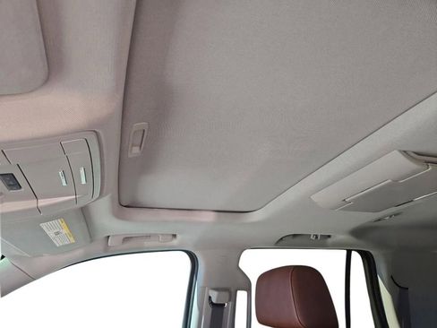 Used 2020 Chevrolet Tahoe Premier w/ Premier Plus Edition image 20