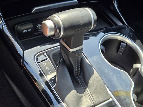 Used 2022 Kia Stinger GT-Line w/ Sun & Sound Package image 17