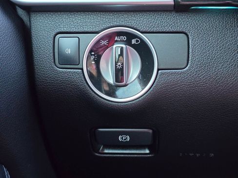 Used 2019 Mercedes-Benz GLE 400 4MATIC image 30