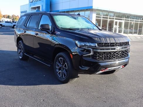 Used 2021 Chevrolet Tahoe Z71 w/ Z71 Signature Package image 2