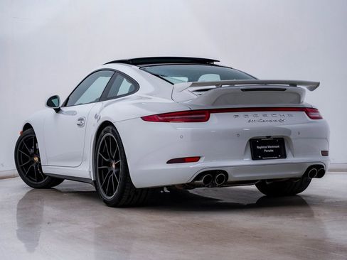 Certified 2016 Porsche 911 Carrera 4S image 3