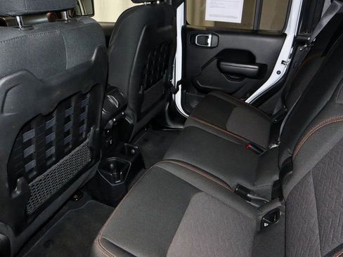 Used 2021 Jeep Gladiator Mojave image 21