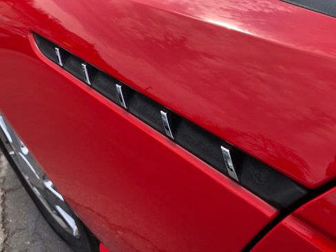 Used 2003 Ford Thunderbird image 23