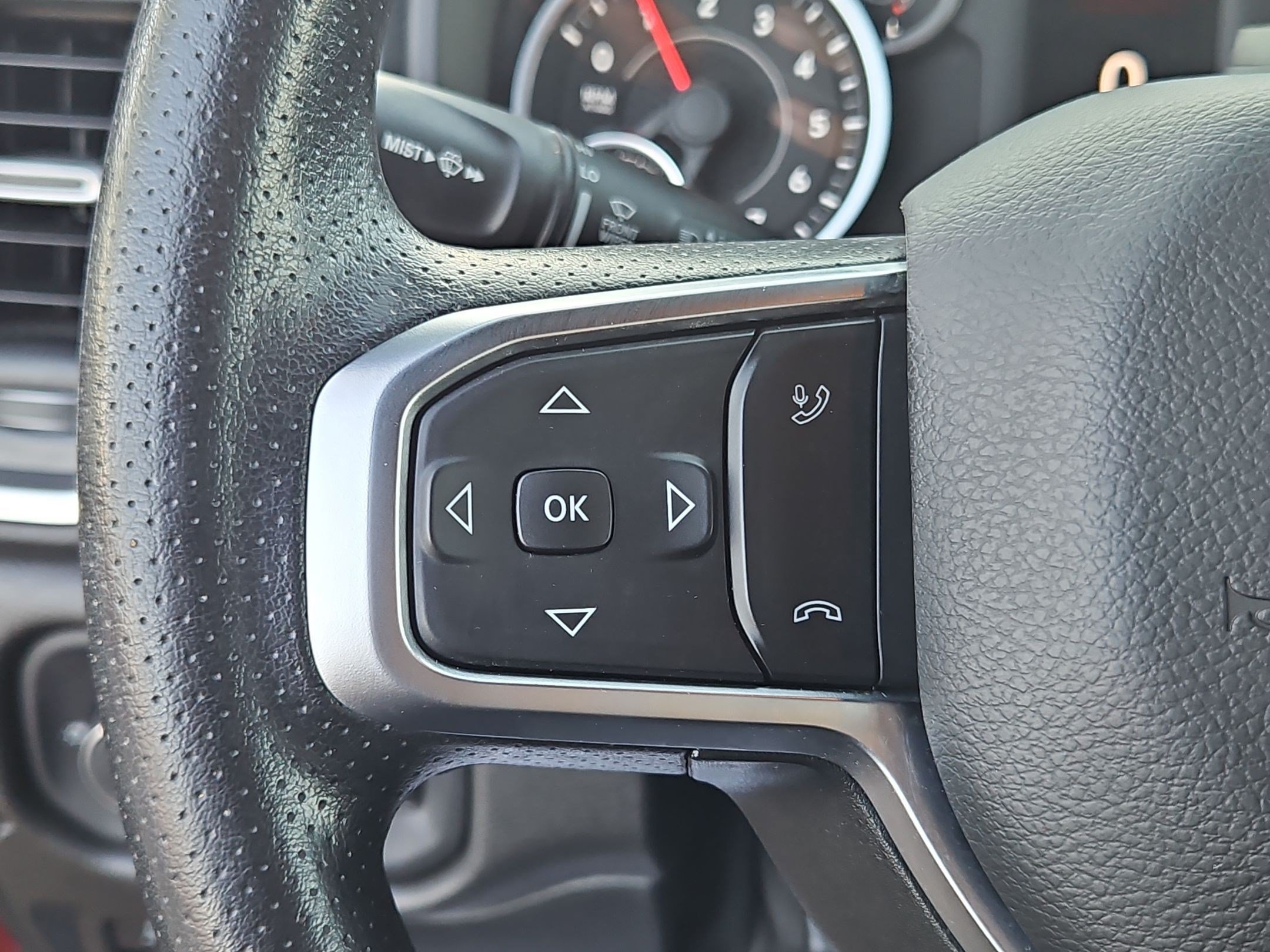Used 2025 RAM 1500 Big Horn RWD image 16