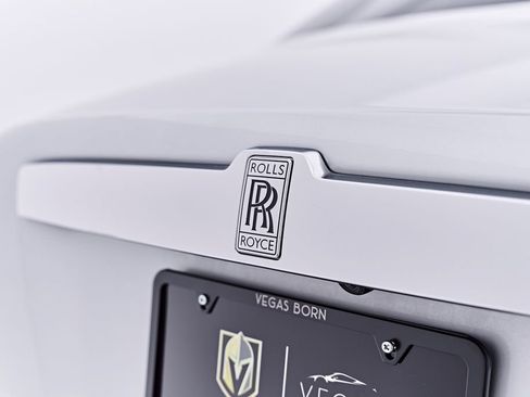 Used 2015 Rolls-Royce Ghost RWD image 29