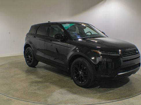Used 2026 Land Rover Range Rover Evoque S AWD/4WD image 7