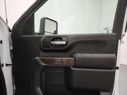 Used 2023 Chevrolet Silverado 2500 LT w/ Convenience Package AWD/4WD image 40