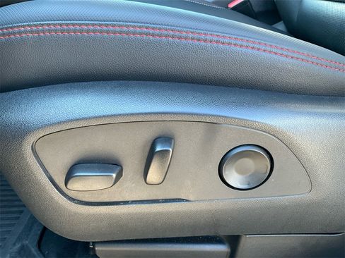 Used 2024 Chevrolet Traverse RS w/ LPO, Floor Liner Package image 30