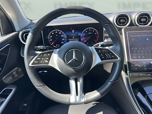 Used 2023 Mercedes-Benz GLC 300 4MATIC image 14