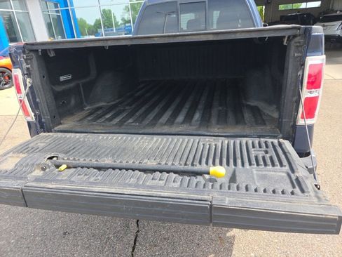 Used 2014 Ford F150 XLT w/ Equipment Group 302A Luxury AWD/4WD image 4