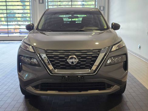 Used 2023 Nissan Rogue S AWD/4WD image 10
