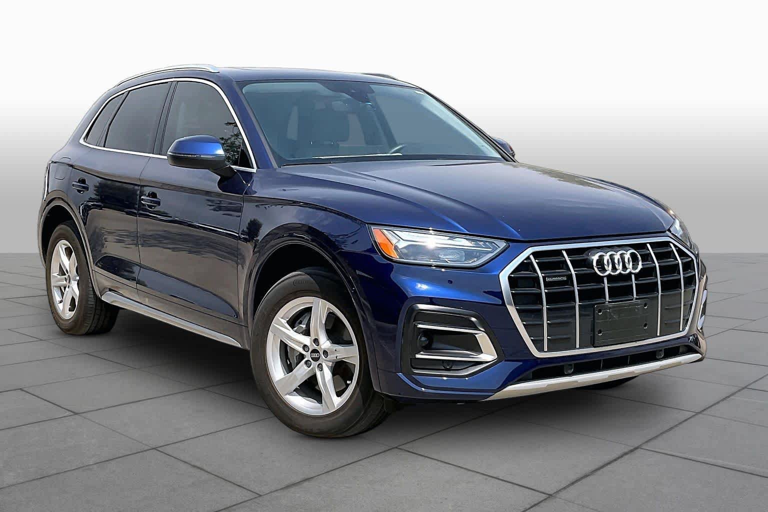Used 2023 Audi Q5 2.0T Premium w/ Convenience Package AWD/4WD image 3