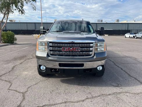 Used 2014 GMC Sierra 2500 SLT w/ SLT Convenience Package image 3