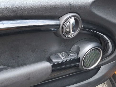 Used 2014 MINI Cooper S FWD image 10