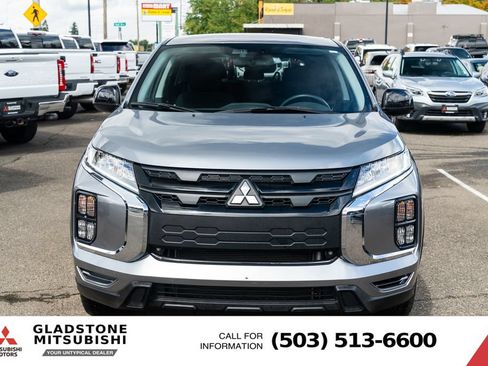 Used 2025 Mitsubishi Outlander Sport LE AWD/4WD image 2