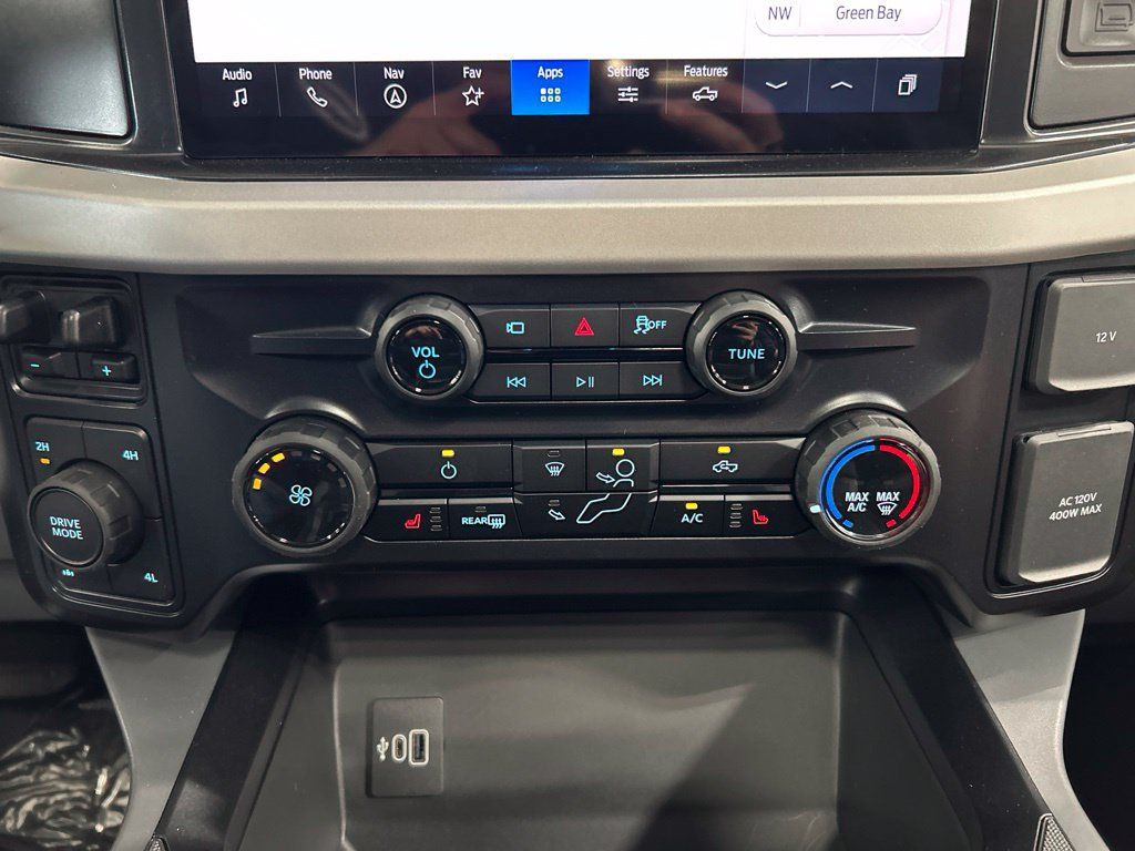 New 2027 Ford F250 XLT w/ XLT Premium Package AWD/4WD image 21