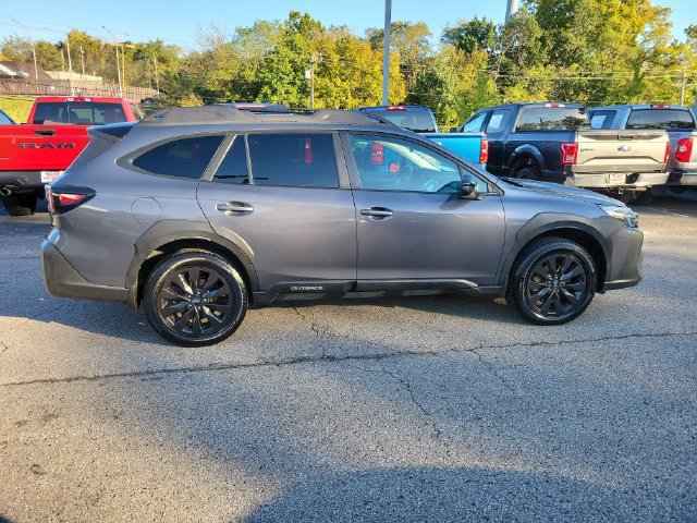 Used 2023 Subaru Outback Onyx Edition AWD/4WD image 35