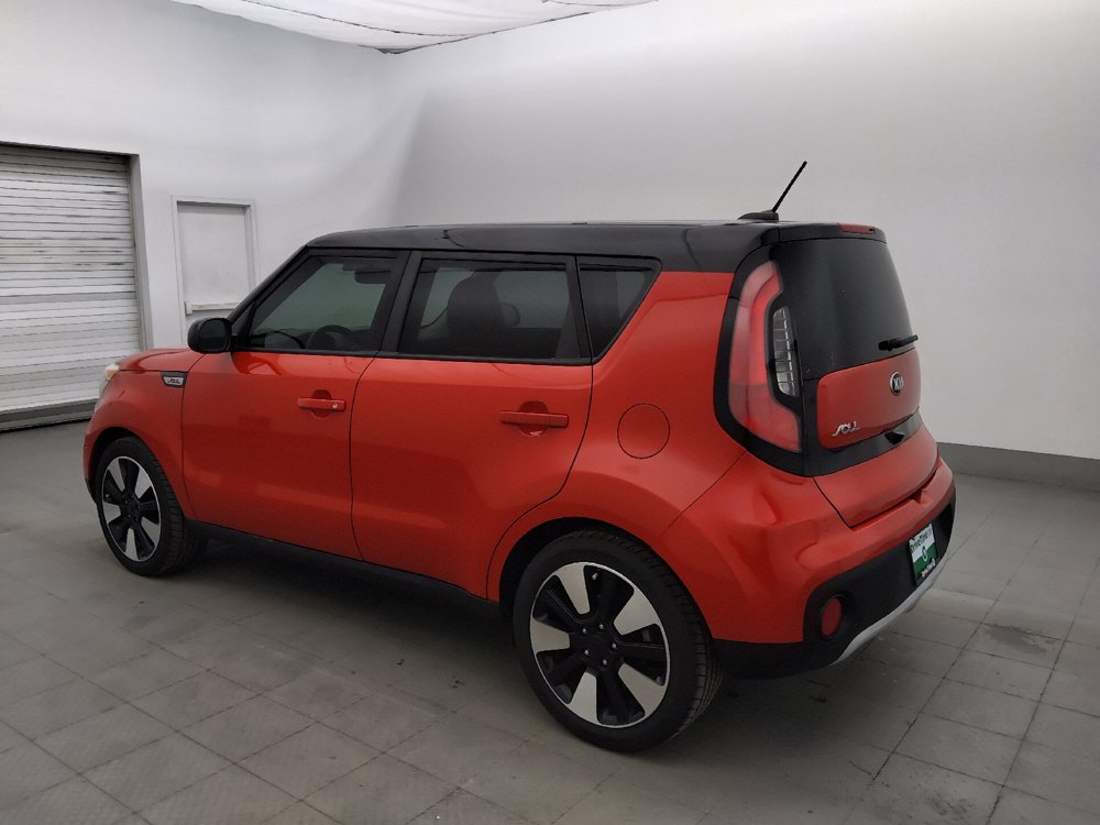 Used 2019 Kia Soul + FWD image 3