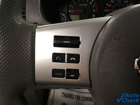 Used 2017 Nissan Frontier SV image 51