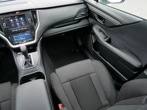 Certified 2023 Subaru Outback AWD/4WD image 11
