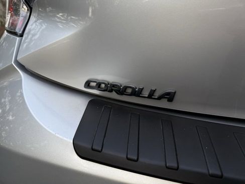 Used 2021 Toyota Corolla SE w/ Carpet Mat Package (TMS) image 31