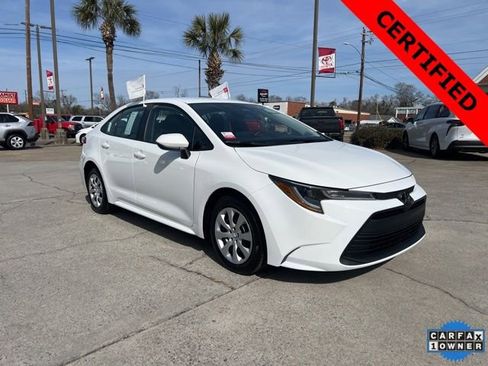 Certified 2024 Toyota Corolla LE FWD image 3